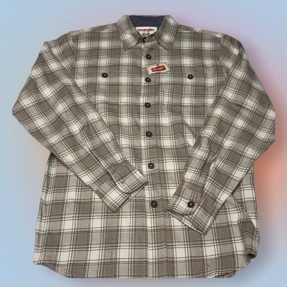 WRANGLER Men’s Small Tan Long Sleeve Plaid Flannel Shirt - Picture 2 of 4
